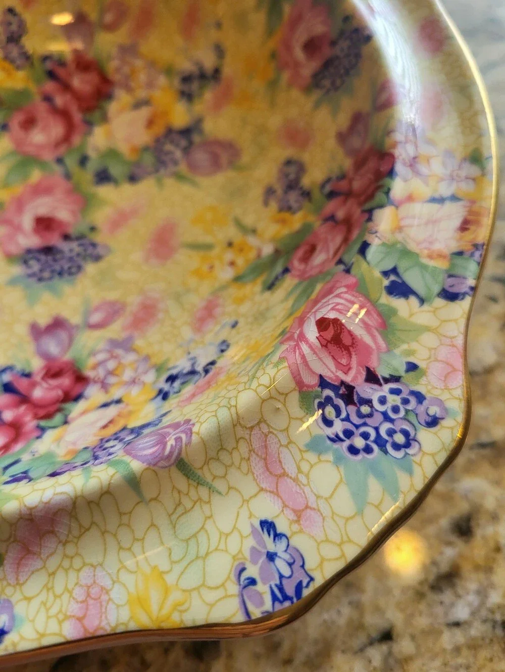 Royal Winton England 7 In .Floral Ceramic Serving Bowl